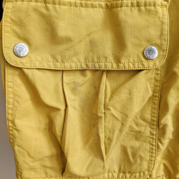 Classic Yellow Rain Jacket - Picture 8 of 10